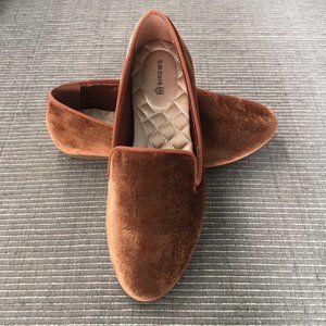 Birdies Vegan Velvet Flats in Copper US 6.5